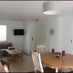 Vakantiehuis Maison Climatisee - 6 Pers - 3 *